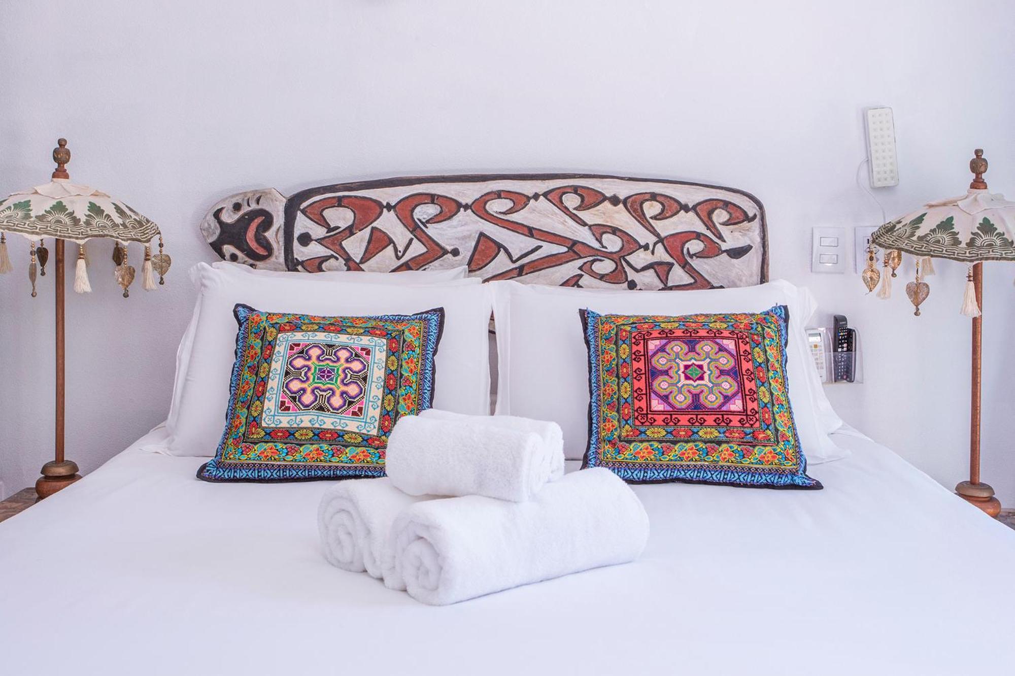 Hotel Vila Kebaya Ilhabela Exteriör bild