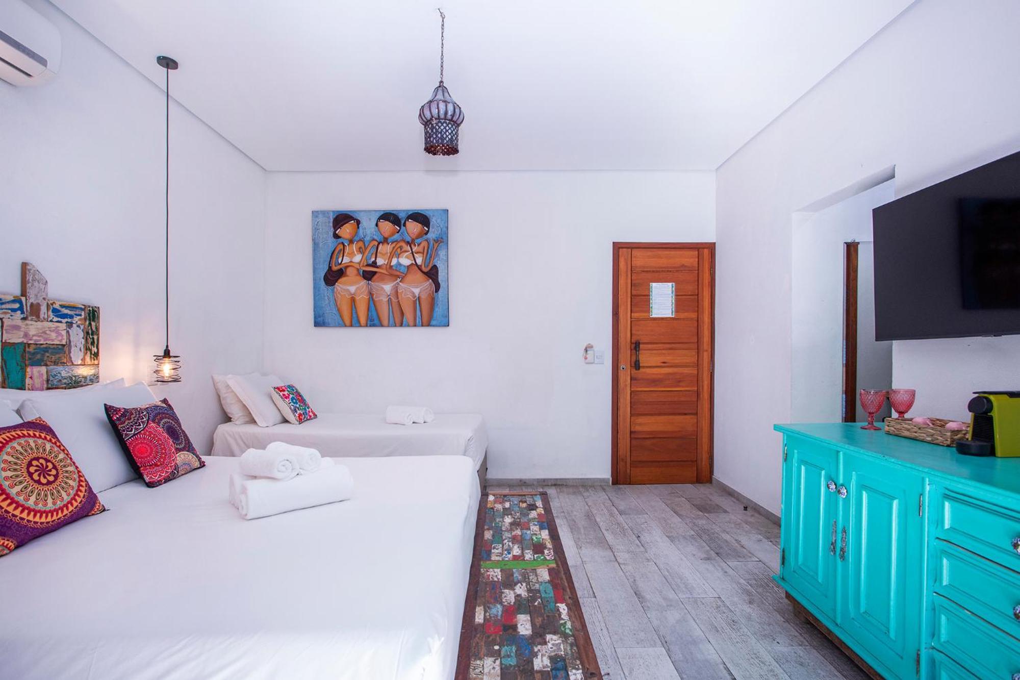 Hotel Vila Kebaya Ilhabela Exteriör bild