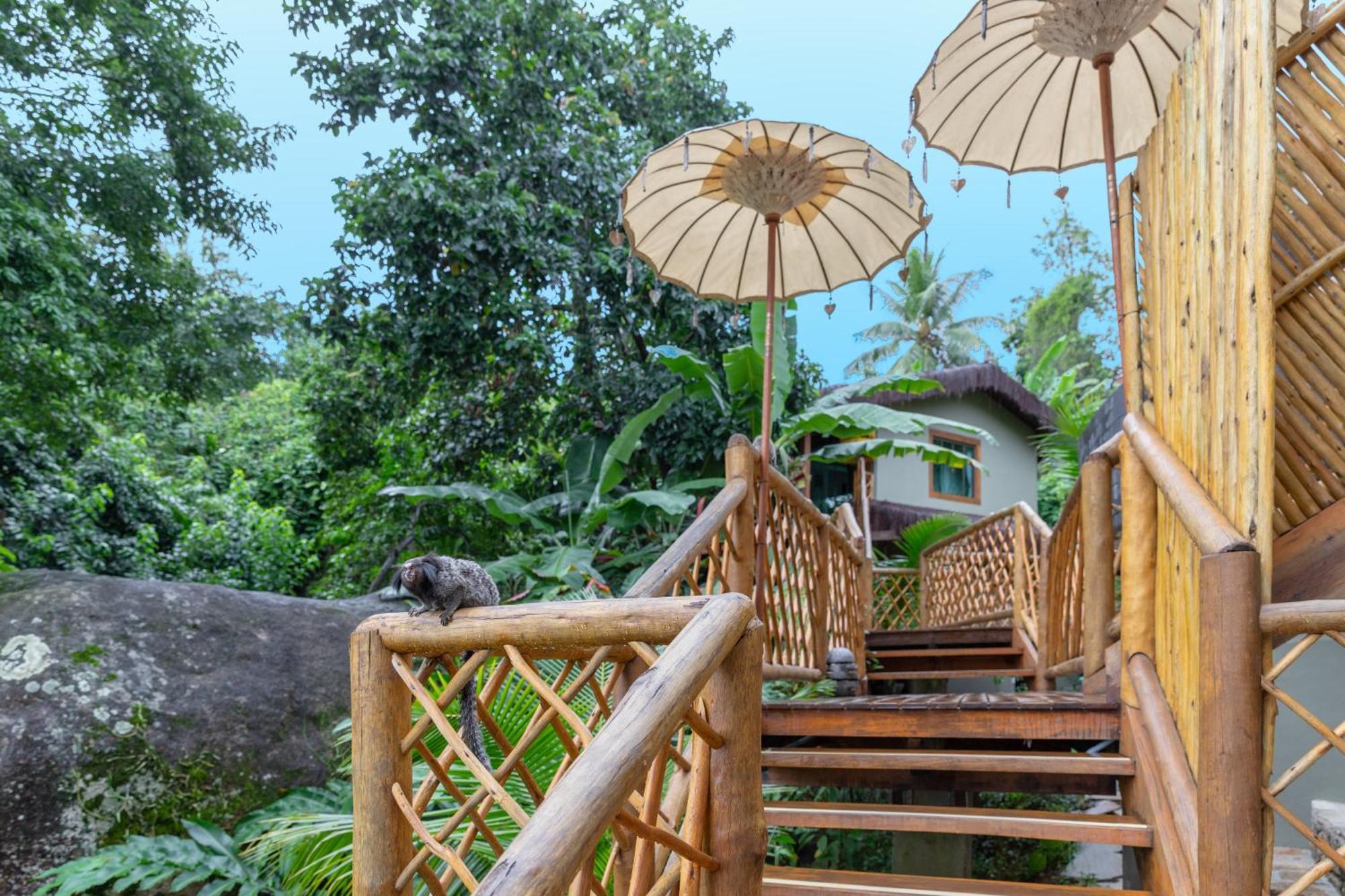 Hotel Vila Kebaya Ilhabela Exteriör bild